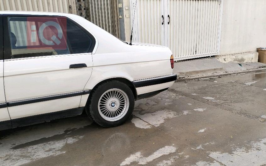 بی ئێم دەبڵیو سیریەس 7